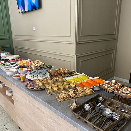 Resident Hotel 塔什干 外观 照片