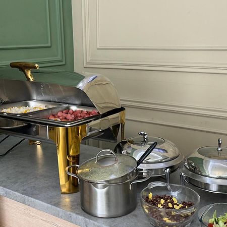 Resident Hotel 塔什干 外观 照片